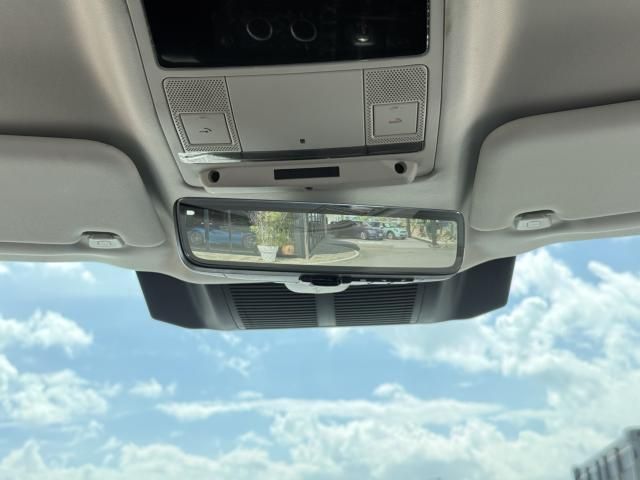 ROVER ROVER DEFENDER 2024