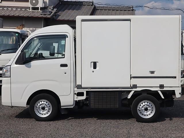 DAIHATSU HIJET truck 4WD 2021