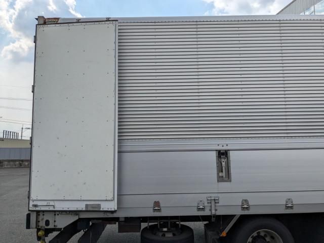 MITSUBISHI FUSOU SUPER GREAT 2014