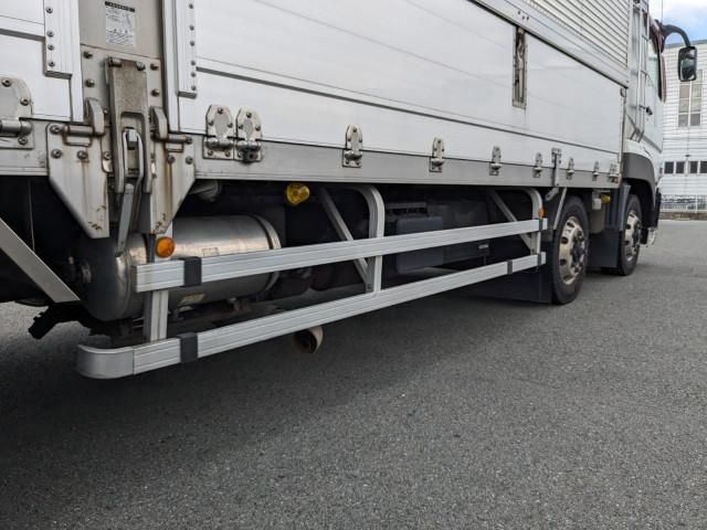 MITSUBISHI FUSOU SUPER GREAT 2014