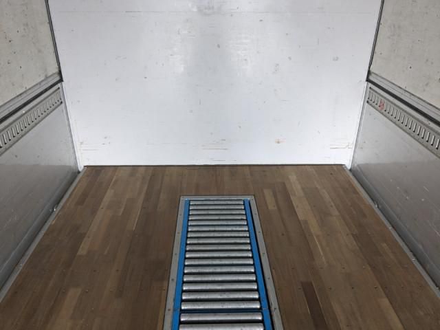 MITSUBISHI FUSOU SUPER GREAT 2014