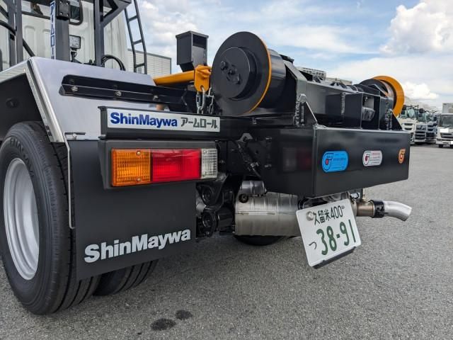 MITSUBISHI CANTER 2025