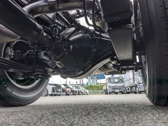 MITSUBISHI CANTER 2025