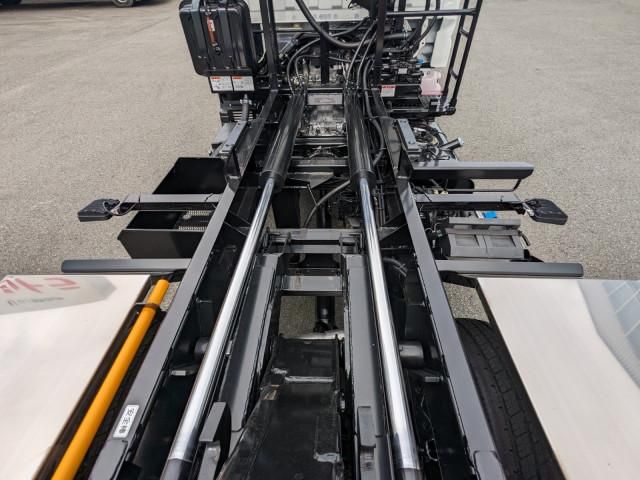 MITSUBISHI CANTER 2025