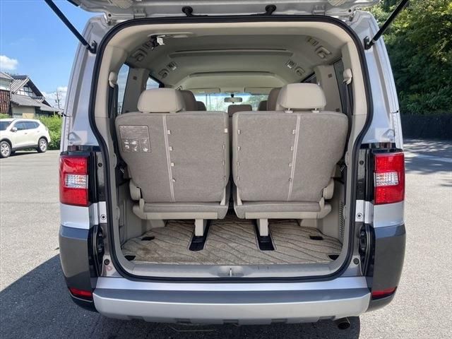 MITSUBISHI DELICA D:5 4WD 2013