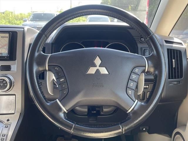 MITSUBISHI DELICA D:5 4WD 2013