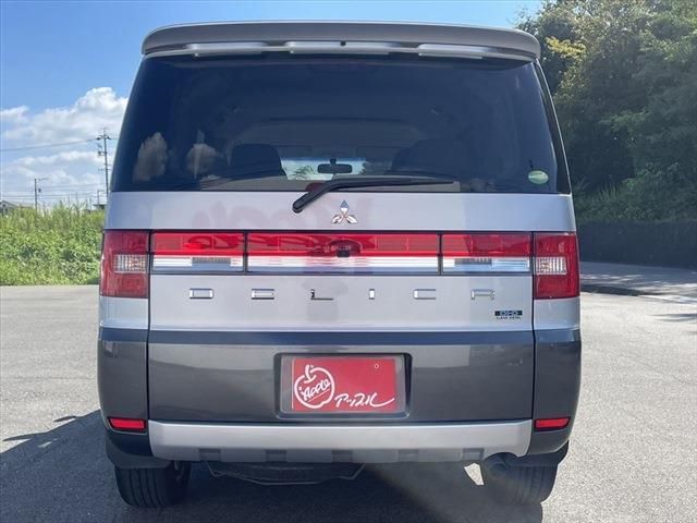 MITSUBISHI DELICA D:5 4WD 2013