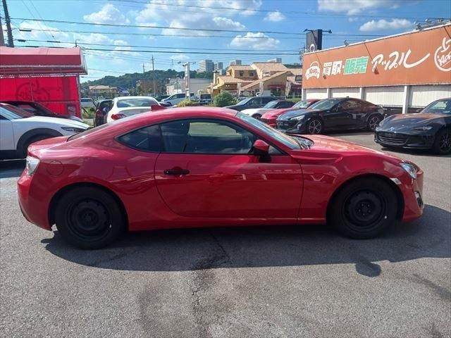 TOYOTA 86 2015