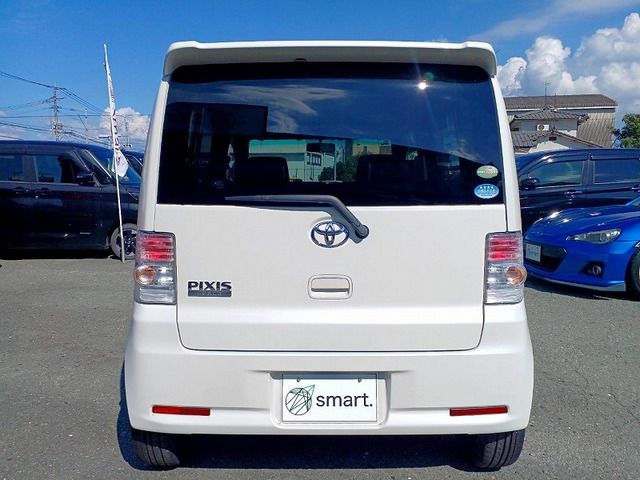 TOYOTA PIXIS SPACE CUSTOM 2012