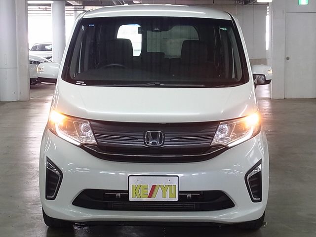 HONDA STEPWAGON 2015