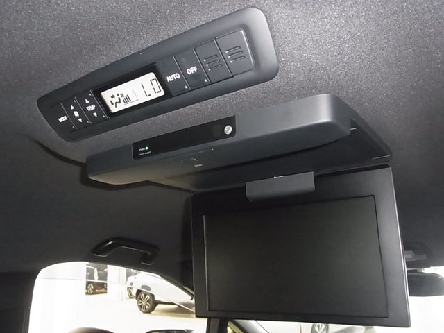 TOYOTA ESTIMA HYBRID 4WD 2016