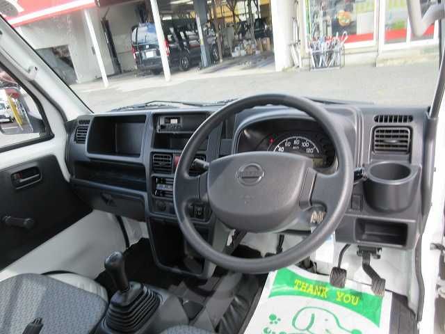 NISSAN NT100 CLIPPER 2017