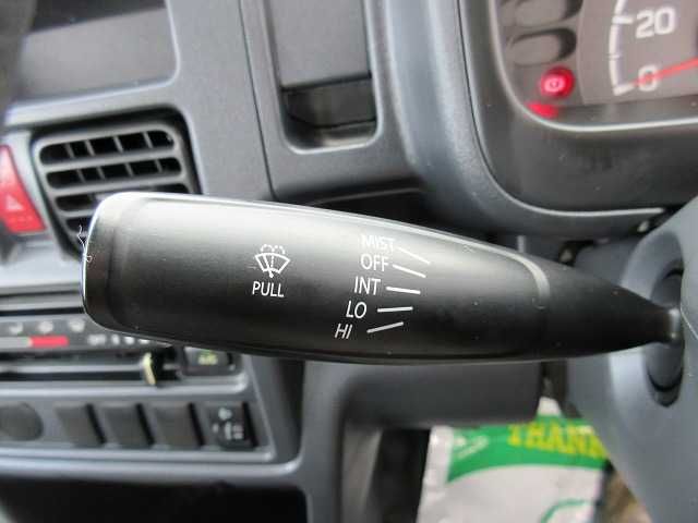 NISSAN NT100 CLIPPER 2017