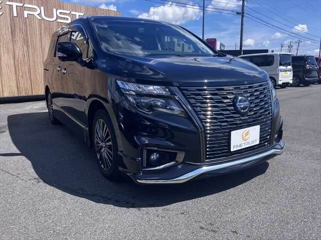 NISSAN ELGRAND 2022