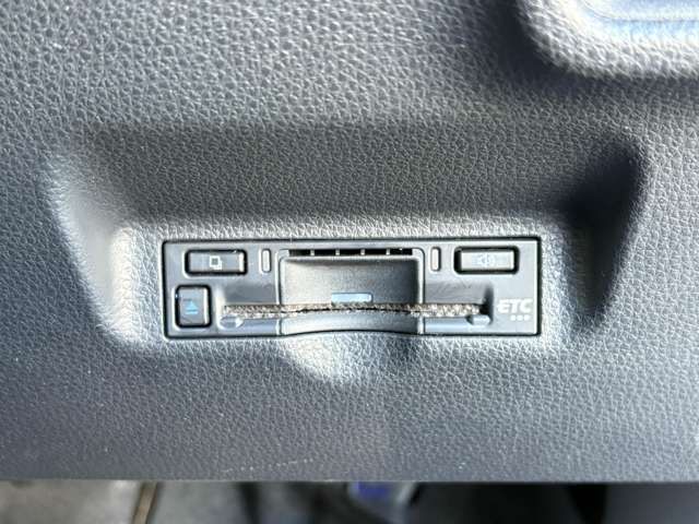 TOYOTA SIENTA HYBRID 2022