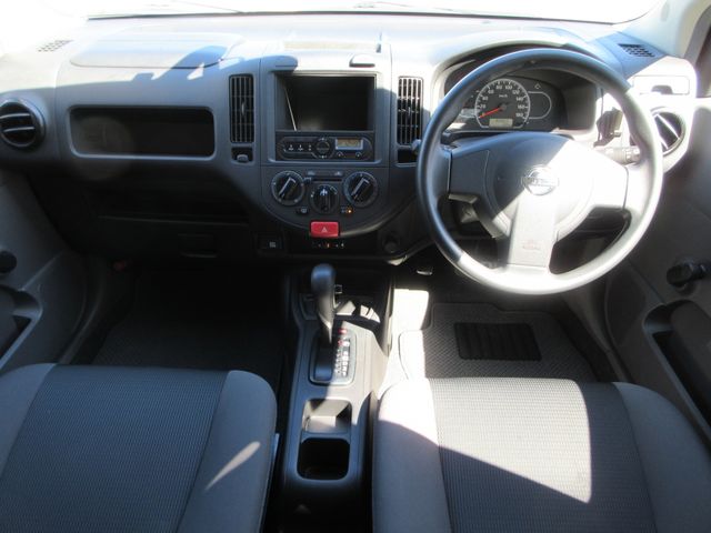 NISSAN NV150 AD 4WD 2019