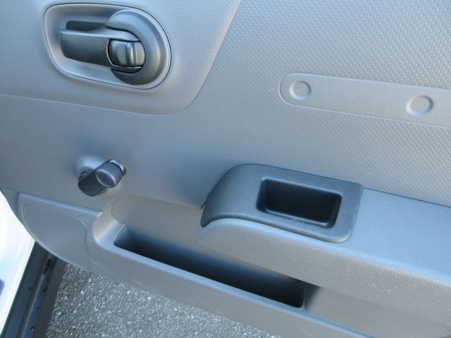 NISSAN NV150 AD 4WD 2019