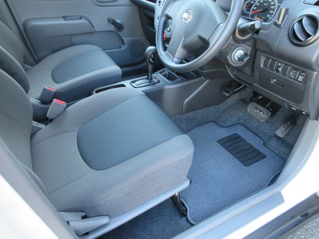 NISSAN NV150 AD 4WD 2019