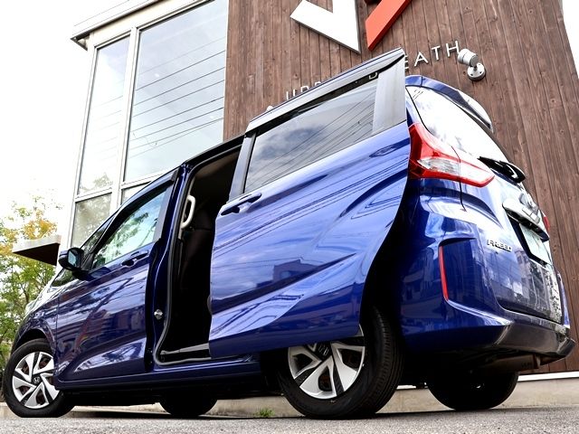 HONDA FREED HYBRID 2018