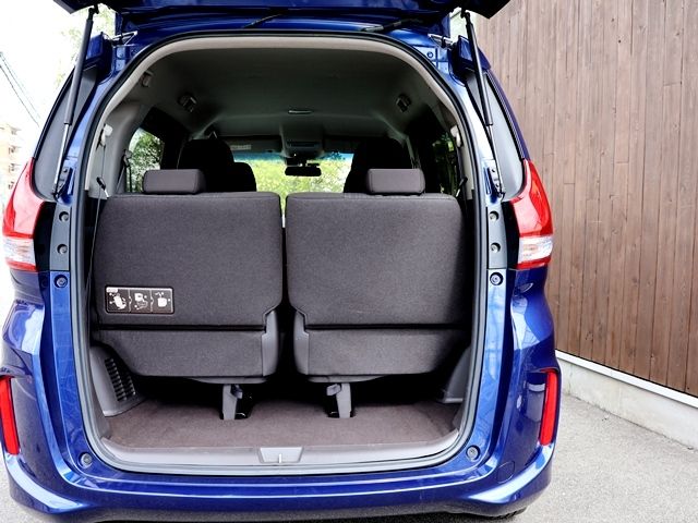 HONDA FREED HYBRID 2018