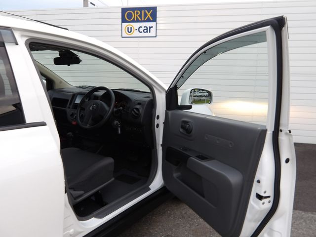 NISSAN NV150 AD 2WD 2020