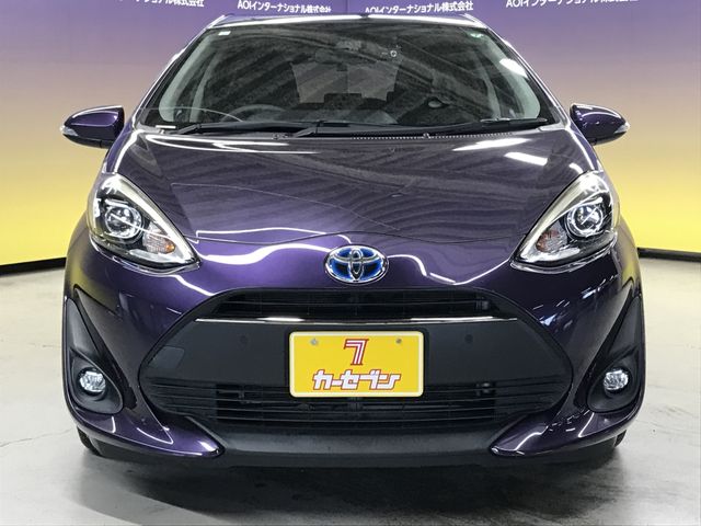 TOYOTA AQUA 2019
