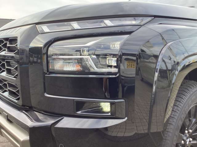 MITSUBISHI TRITON 2025