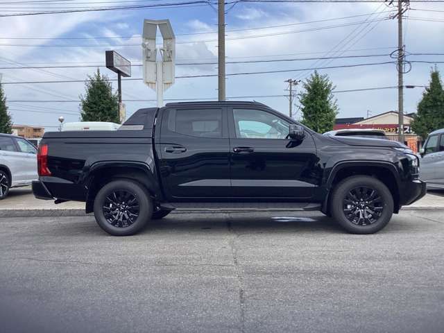 MITSUBISHI TRITON 2025