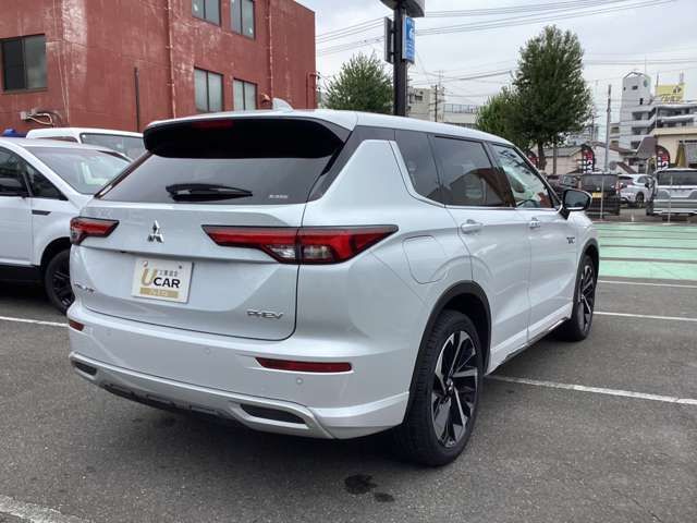 MITSUBISHI OUTLANDER PHEV 2024