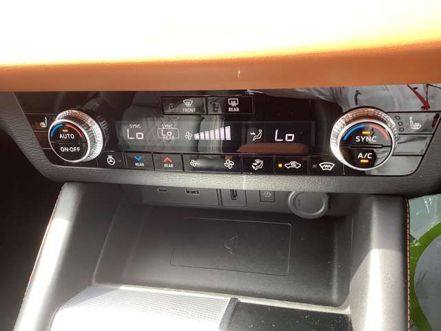 MITSUBISHI OUTLANDER PHEV 2024