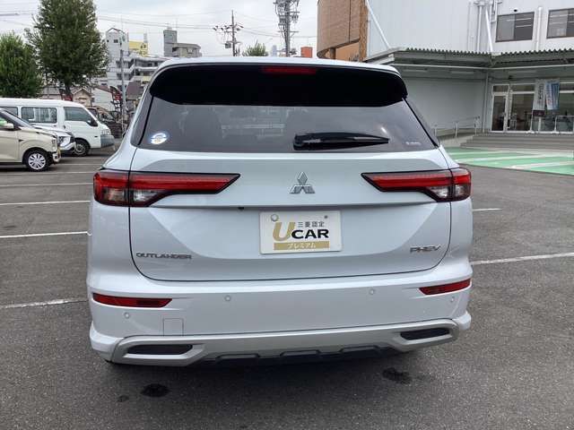 MITSUBISHI OUTLANDER PHEV 2024