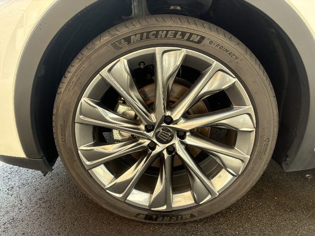 TOYOTA CROWN CROSSOVER 2023