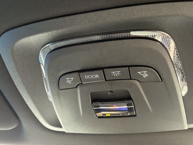 TOYOTA CROWN CROSSOVER 2022