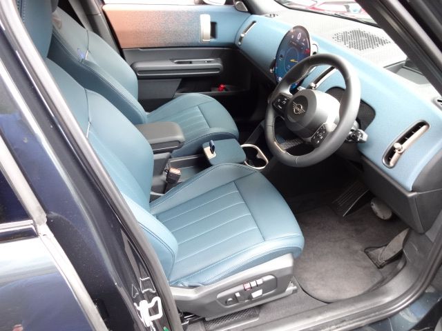 BMW MINI COUNTRYMAN 2025