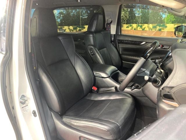 TOYOTA VELLFIRE 2018