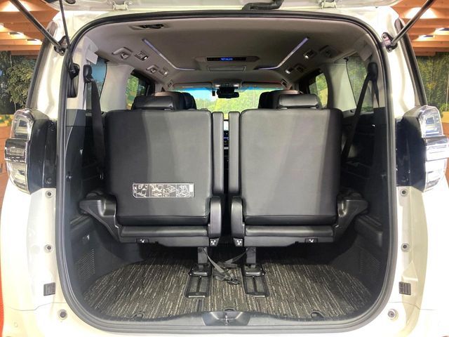 TOYOTA VELLFIRE 2018