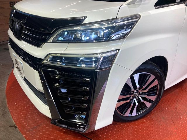 TOYOTA VELLFIRE 2018