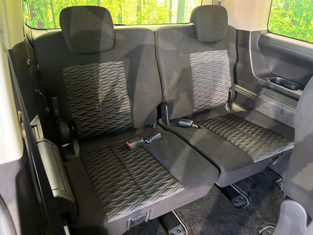 MITSUBISHI DELICA D:5 4WD 2021