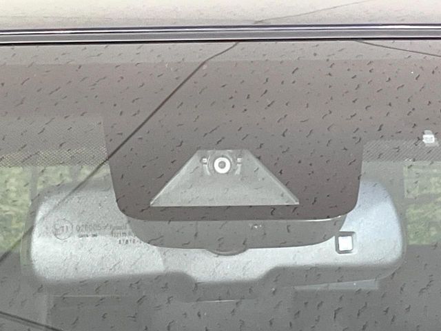 TOYOTA HARRIER 2WD 2019