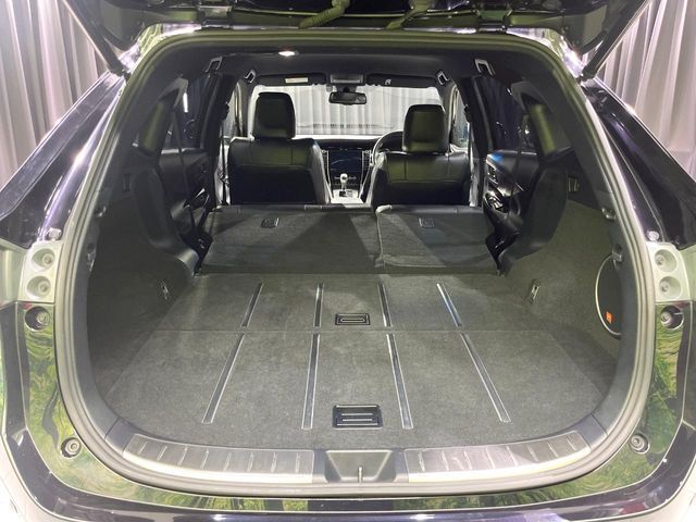 TOYOTA HARRIER 2WD 2019