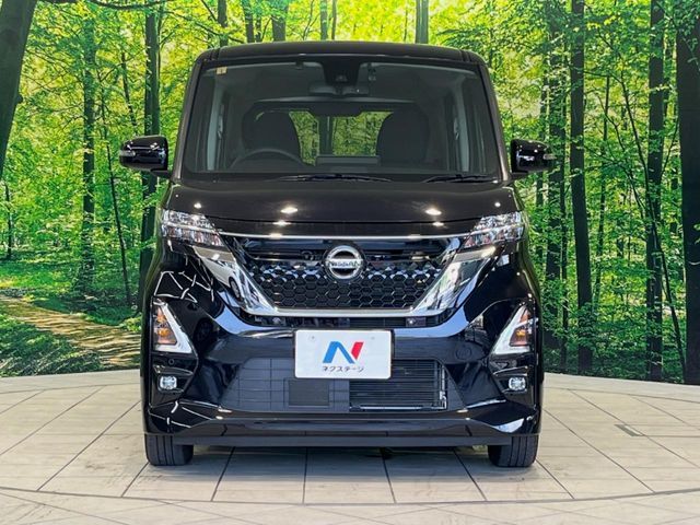 NISSAN ROOX 2023