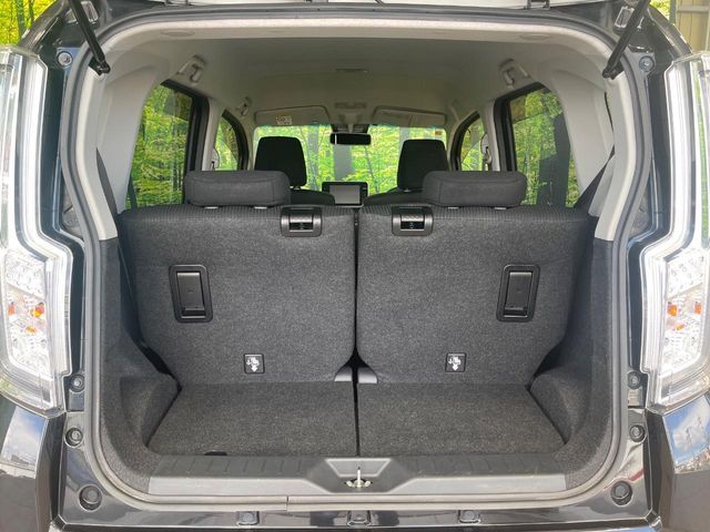 DAIHATSU MOVE CUSTOM 2018