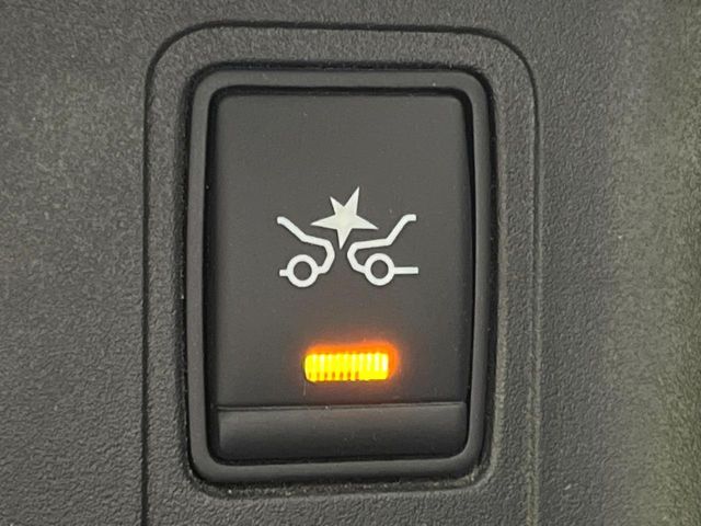 NISSAN SERENA  S-HYBRID 4WD 2016