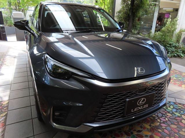 TOYOTA LEXUS LBX 2024