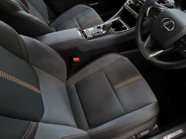 TOYOTA LEXUS LBX 2024