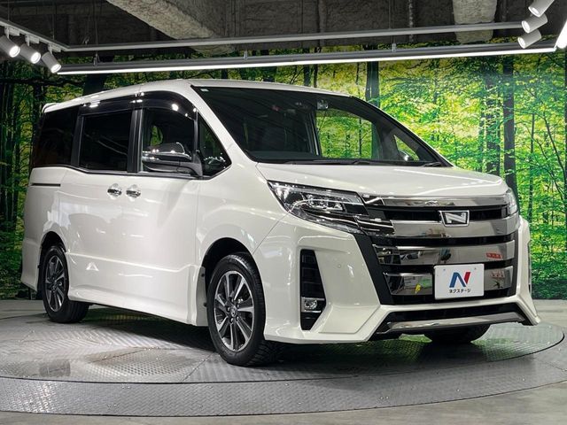 TOYOTA NOAH 2020