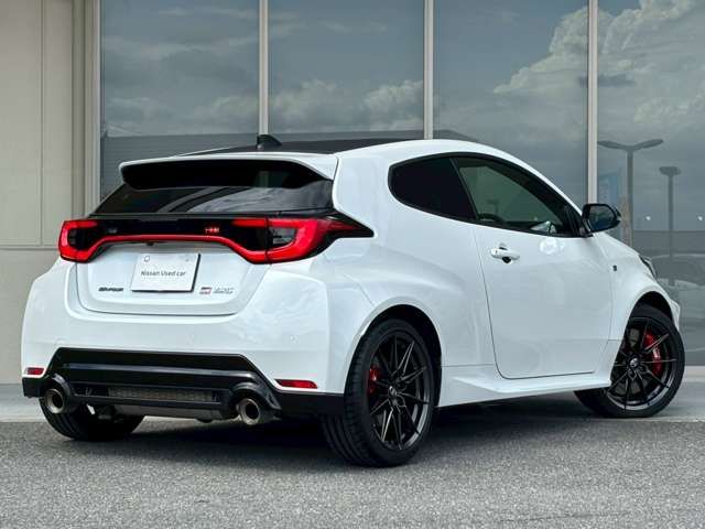 TOYOTA GR YARIS 2025