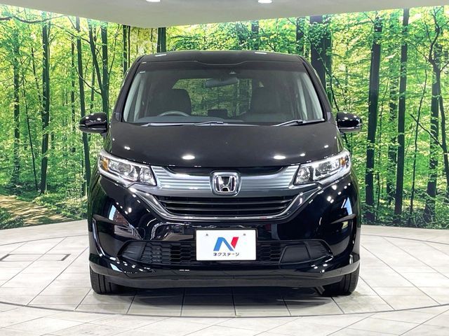 HONDA FREED plus 2017