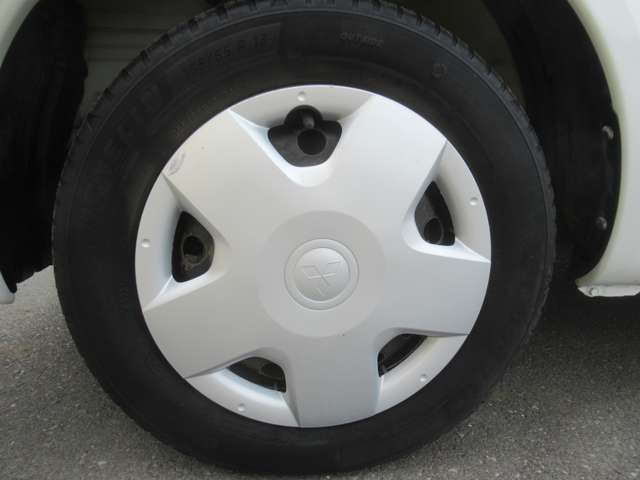 MITSUBISHI eK WAGON 2013