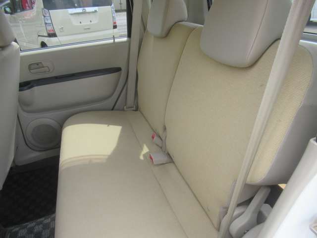 MITSUBISHI eK WAGON 2013